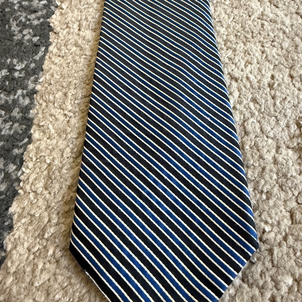 Ashford & Brooks Elegant Navy and White Striped Tie - Picture 4 of 6
